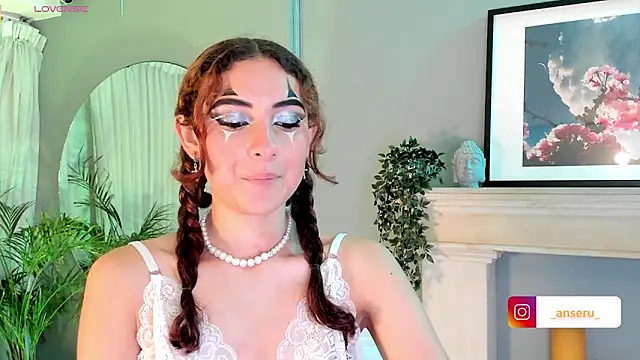 Snapshot of Anseru_ chatting on 10.25.25 Anseru online show from 10.25.25