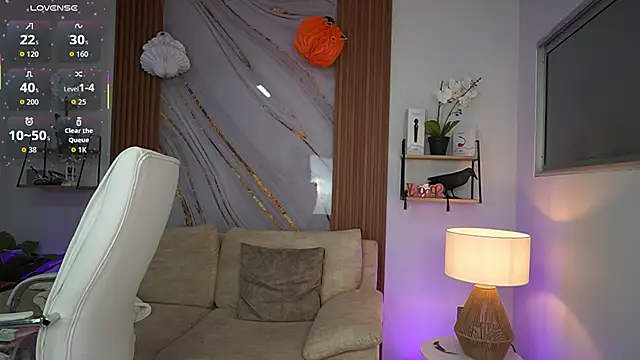 MilaCrave online show from 10.31.25