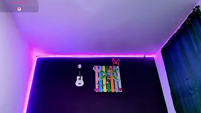 Snapshot of ingrid_zese_ chatting on 02.21.26 ingrid zese online show from 02.21.26