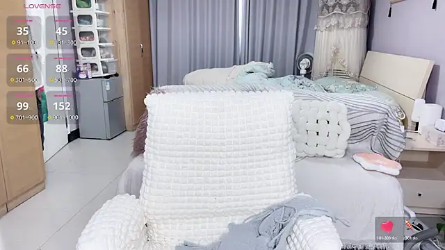 Y2Luvk online show from 10.24.25