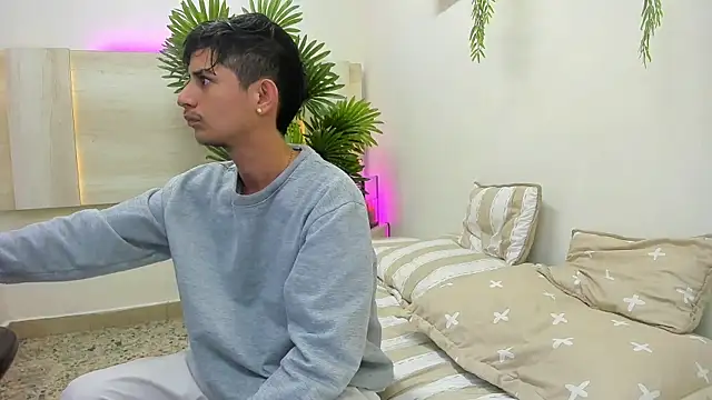 Wicked Twink online show from 10.24.25