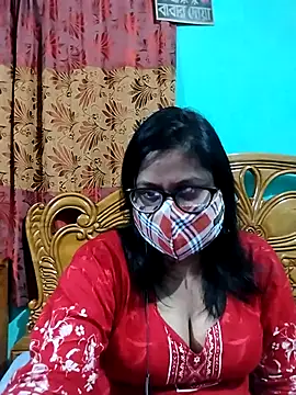 Snapshot of Ayat-3 chatting on 10.21.25 Ayat-3 online show from 10.21.25