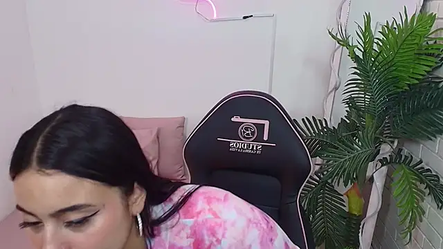 Darling tay online show from 10.01.25