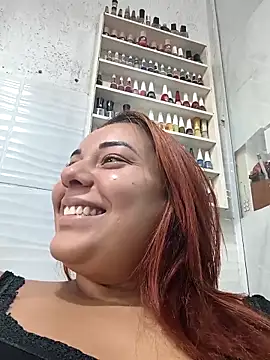 Snapshot of RuivaMisteriosa3 chatting on 12.16.25 RuivaMisteriosa3 online show from 12.16.25