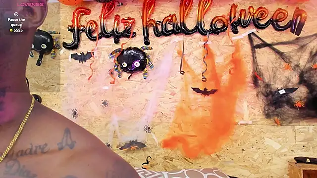 santiblack7 online show from 10.29.25