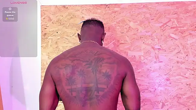 santiblack7 online show from 11.26.25