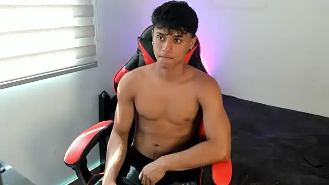 ZYZZ1312 online show from 06.04.26