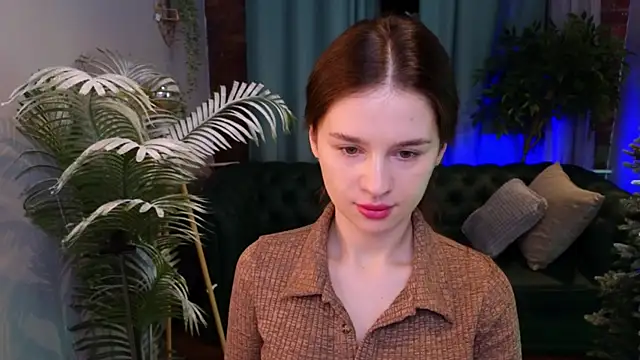 Olivia Farrell online show from 11.29.25