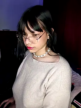 Iwarii online show from 12.05.25