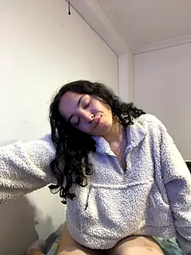 aliceclair  online show from 10.12.25