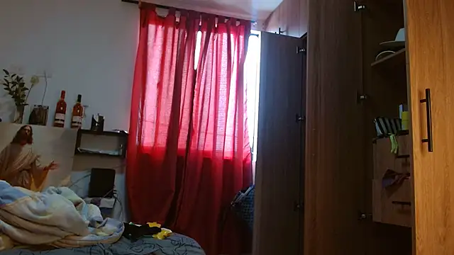 Snapshot of naiaratobon__ chatting on 01.13.26 naiaratobon online show from 01.13.26