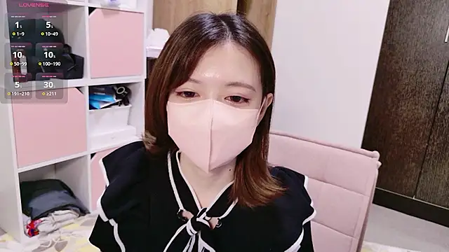 Azusa DoMybest online show from 04.12.26