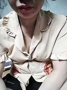 Snapshot of Mie_rose chatting on 09.15.25 Mie rose online show from 09.15.25