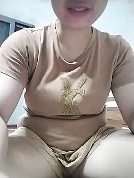 Snapshot of Mie_rose chatting on 09.22.25 Mie rose online show from 09.22.25