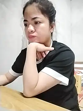 Snapshot of Mie_rose chatting on 09.23.25 Mie rose online show from 09.23.25