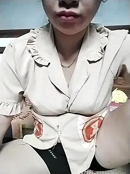 Snapshot of Mie_rose chatting on 10.01.25 Mie rose online show from 10.01.25