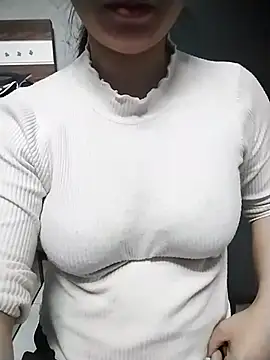 Snapshot of Mie_rose chatting on 11.03.25 Mie rose online show from 11.03.25