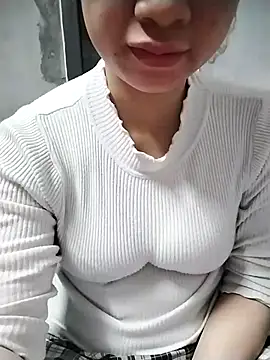 Snapshot of Mie_rose chatting on 11.30.25 Mie rose online show from 11.30.25