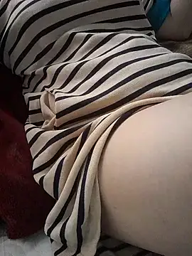 Snapshot of ahoa_Tk chatting on 12.05.25 ahoa Tk online show from 12.05.25