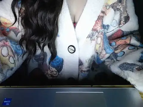 Snapshot of ahoa_Tk chatting on 12.05.25 ahoa Tk online show from 12.05.25