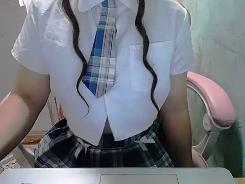 Snapshot of ahoa_Tk chatting on 06.25.26 ahoa Tk online show from 06.25.26