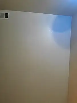 Snapshot of Caramelcumm0093 chatting on 12.21.25 Caramelcumm0093 online show from 12.21.25