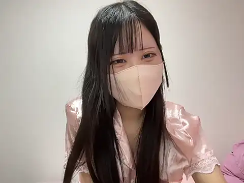 Snapshot of noa_uxu chatting on 11.13.25 noa uxu online show from 11.13.25