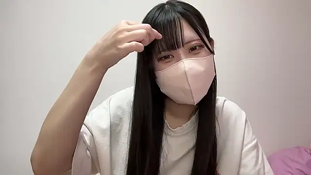 Snapshot of noa_uxu chatting on 11.14.25 noa uxu online show from 11.14.25