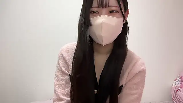 Snapshot of noa_uxu chatting on 11.18.25 noa uxu online show from 11.18.25