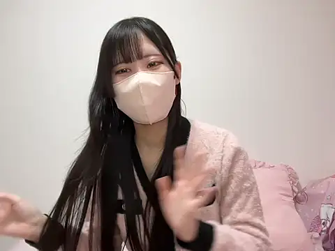 Snapshot of noa_uxu chatting on 11.21.25 noa uxu online show from 11.21.25