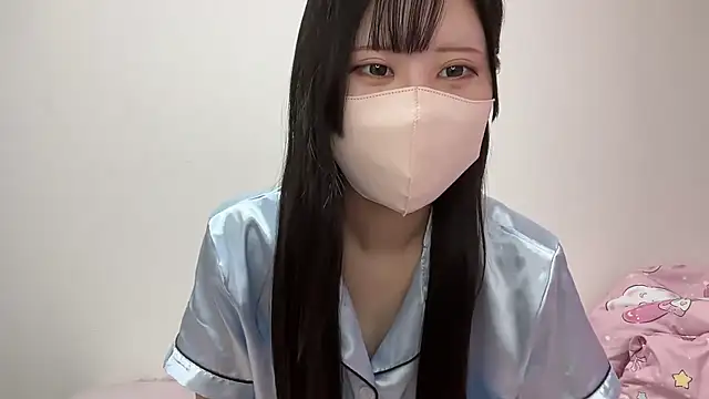 Snapshot of noa_uxu chatting on 11.26.25 noa uxu online show from 11.26.25