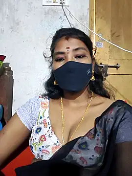 Snapshot of srav43 chatting on 10.11.25 srav43 online show from 10.11.25