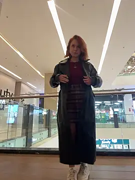 Snapshot of RosieSecret chatting on 09.16.25 RosieSecret online show from 09.16.25