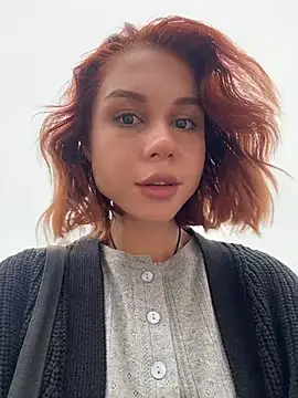 Snapshot of RosieSecret chatting on 09.26.25 RosieSecret online show from 09.26.25