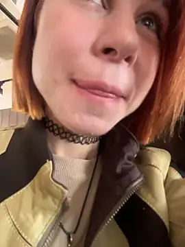 Snapshot of RosieSecret chatting on 10.23.25 RosieSecret online show from 10.23.25