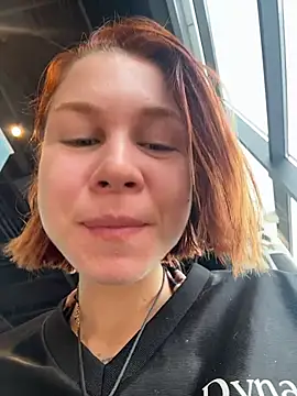 Snapshot of RosieSecret chatting on 11.06.25 RosieSecret online show from 11.06.25