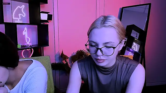 Snapshot of rose_style chatting on 11.11.25 rose style online show from 11.11.25