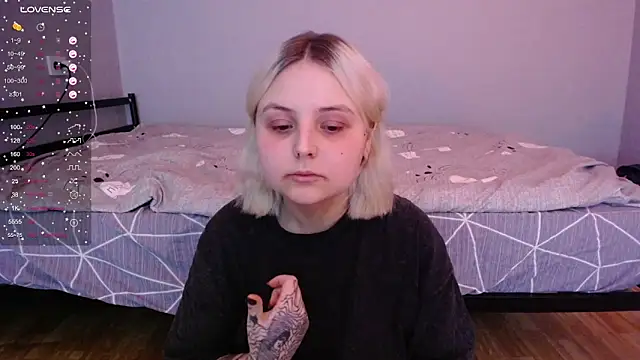 Snapshot of vendymories chatting on 12.19.25 vendymories online show from 12.19.25