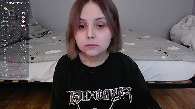 Snapshot of vendymories chatting on 02.05.26 vendymories online show from 02.05.26