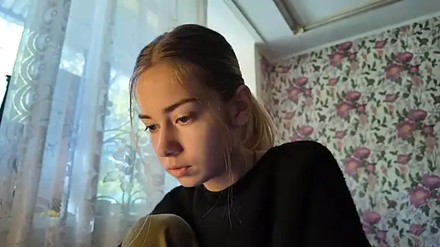 Witching Moon online show from 09.13.25