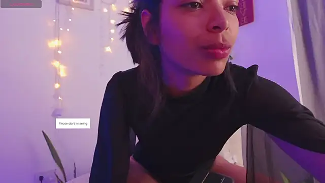 Snapshot of Nicolle_swt chatting on 05.19.26 Nicolle swt online show from 05.19.26