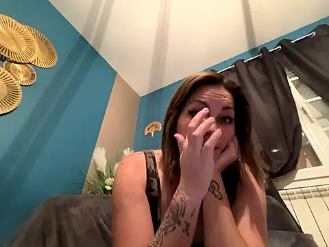 minettedusud online show from 12.05.25