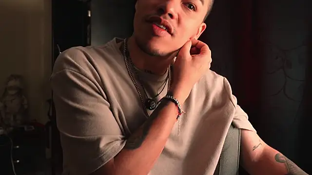 AlphaMasterXxx online show from 04.02.26