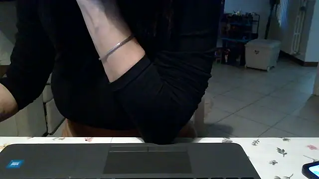 Melissa764 online show from 10.24.25