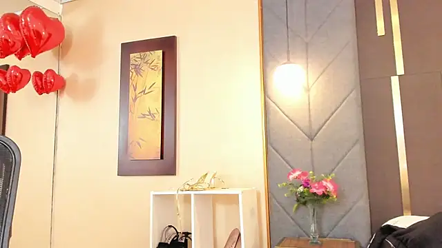 OliviGrace online show from 11.22.25