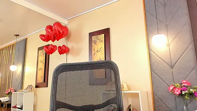 OliviGrace online show from 12.17.25