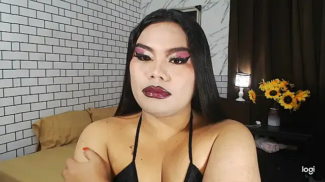 Snapshot of TSbrianaHugeCock chatting on 09.19.25 TSbrianaHugeCock online show from 09.19.25