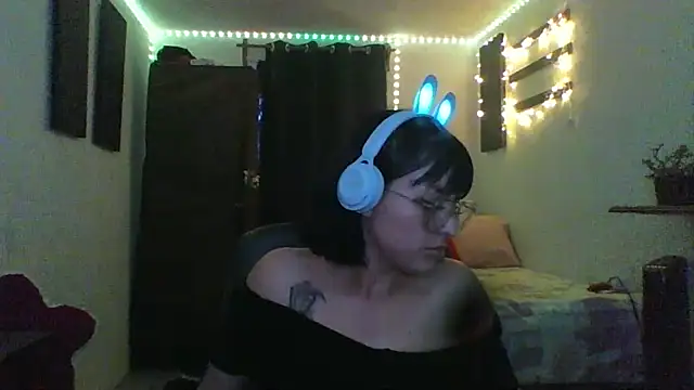 jenmarquez  online show from 12.13.25