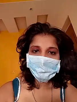 Love Foreverr12 online show from 11.24.25