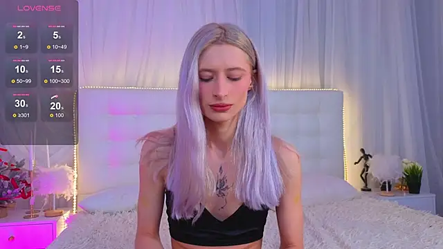 Monica Leen online show from 02.10.26